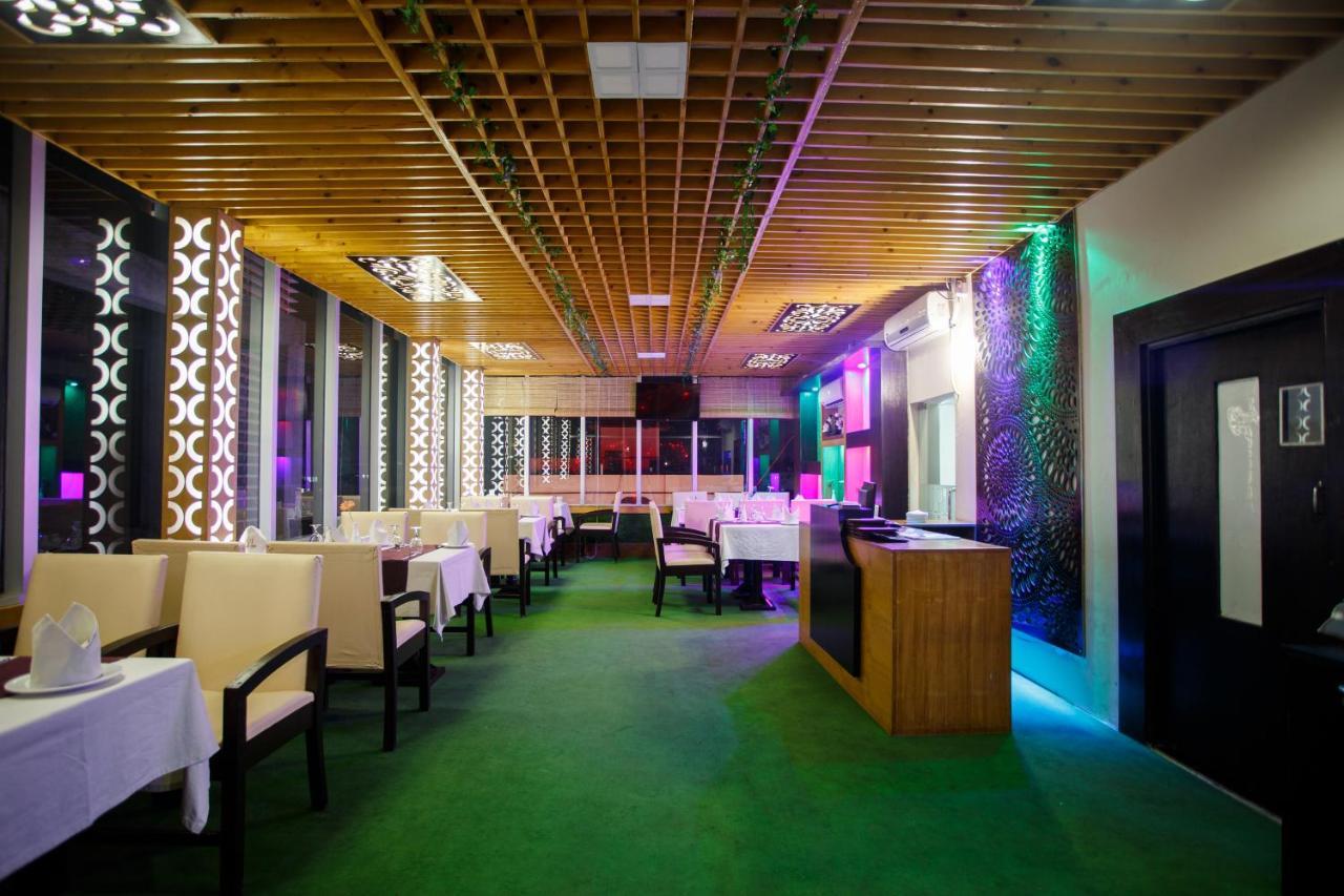 Hotel Blue Bird Daca Exterior foto